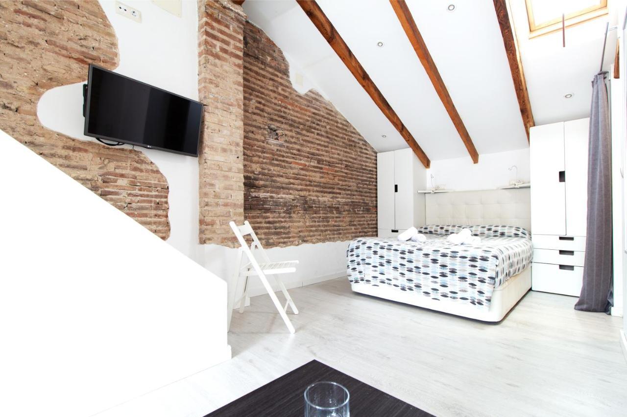 Estudio Para Parejas Con Terraza En La Playa Valencia Exteriör bild