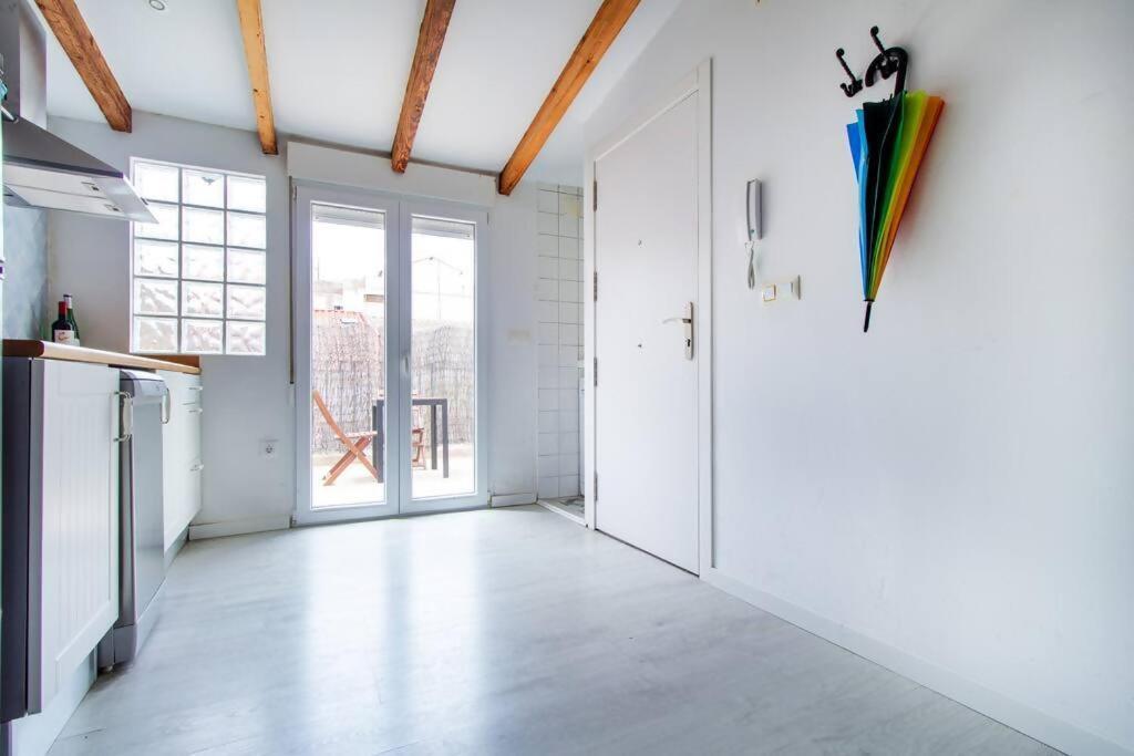 Estudio Para Parejas Con Terraza En La Playa Valencia Exteriör bild