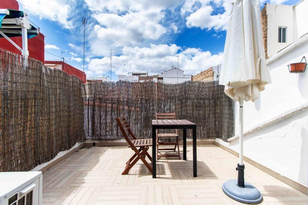 Estudio Para Parejas Con Terraza En La Playa Valencia Exteriör bild